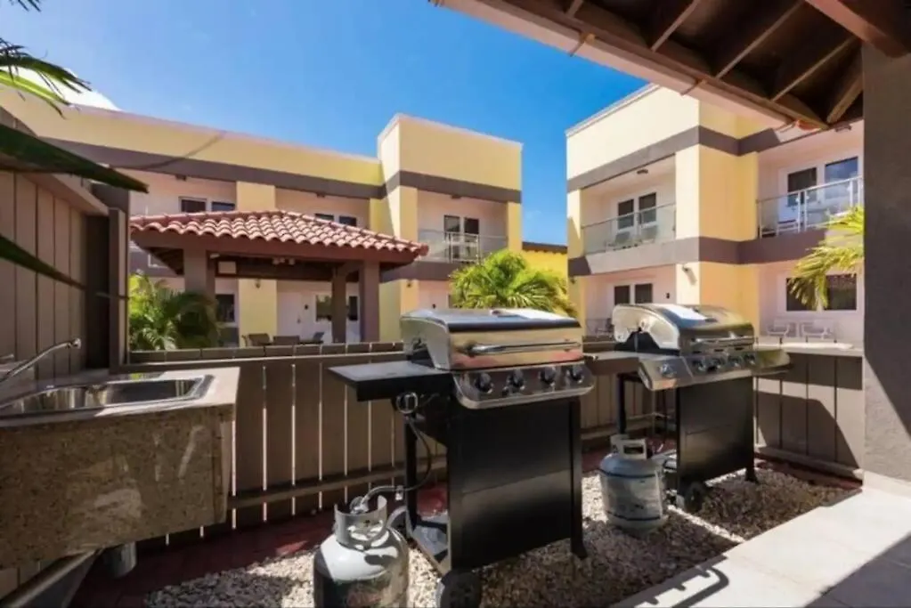 Affordable Family Apartment Only 350 Yards From Eagle Beach Palm Beach