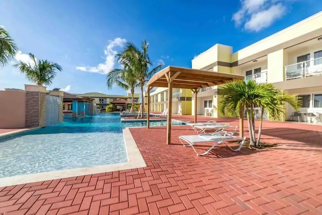 Affordable Family Apartment Only 350 Yards From Eagle Beach Palm Beach 0*,