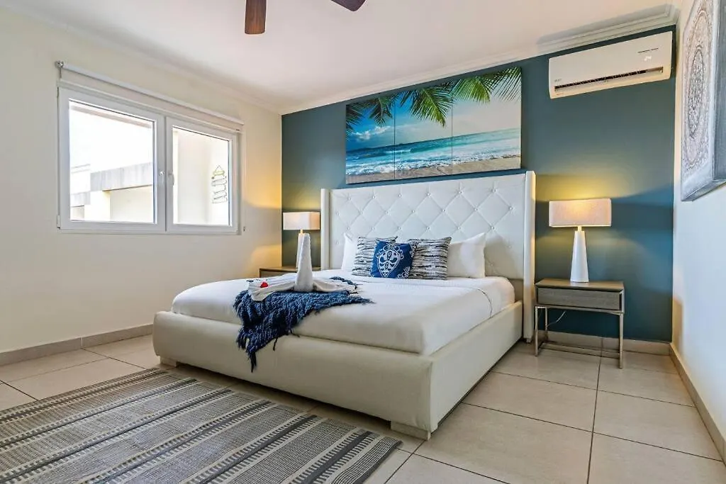 Affordable Family Apartment Only 350 Yards From Eagle Beach Palm Beach
